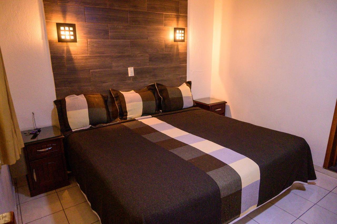 Hotel Acuario En Ocotlan Exterior photo