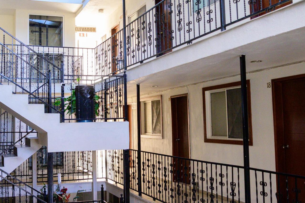 Hotel Acuario En Ocotlan Exterior photo